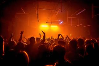 Night Tales: Simon Dunmore Curates