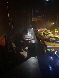 Sunsiaré Invites Zwi (Metro, Hanoi)