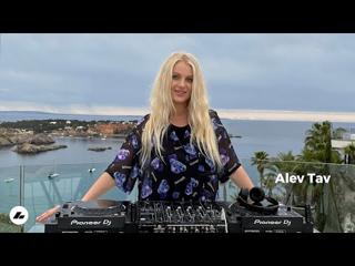 Live - Radio Intense Ibiza