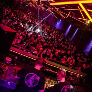 Raving Basswell Warm Up Set