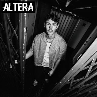 Altera011: Bręial
