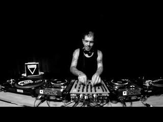 Live At Fanzine School - 5 Julio (Videoset)