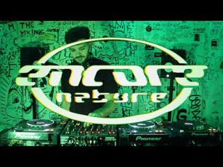 Pablo Valdavida - Office Set