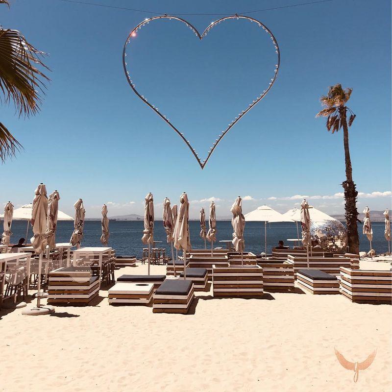 The Grand Cafe & Beach