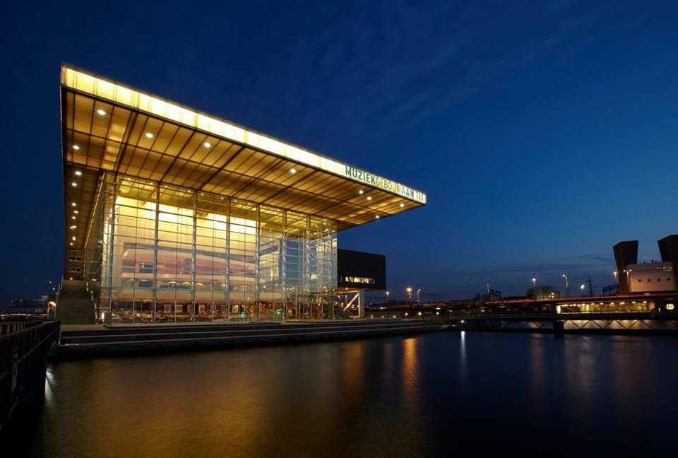 Muziekgebouw aan t' IJ